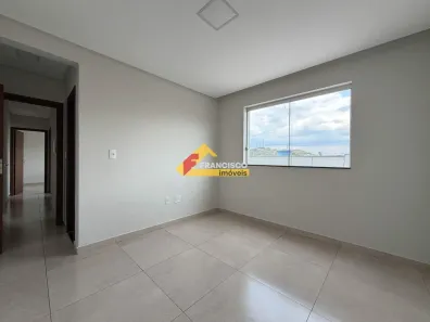 Apartamento com 3 Quartos para alugar, 95m² no Interlagos, Divinópolis