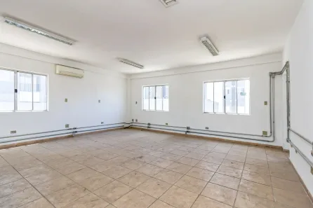 Ponto Comercial com 8 Quartos para alugar, 200m² no Itaberaba, São Paulo