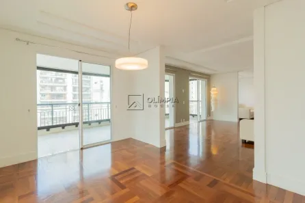 Apartamento com 4 Quartos à venda, 245m² no Vila Uberabinha, São Paulo
