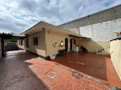Casa com 4 Quartos à venda, 230m² no Vila Palmeiras, São Paulo