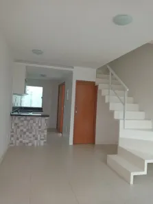 Casa de Condomínio com 2 Quartos à venda, 64m² no Maravista, Niterói