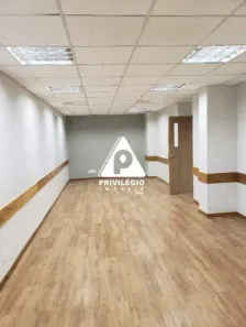 Ponto Comercial à venda, 700m² no Maracanã, Rio de Janeiro