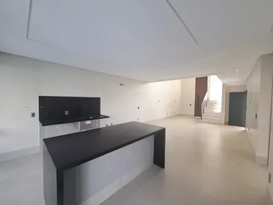 Casa de Condomínio com 4 Quartos à venda, 248m² no Jardins Sevilha, Aparecida de Goiânia