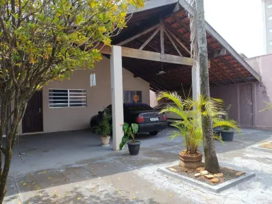Casa com 3 Quartos à venda, 200m² no Jardim Colonial, Bauru