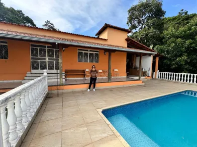 Casa com 4 Quartos à venda, 210m² no Condomínio Vale do Ouro, Ribeirão das Neves