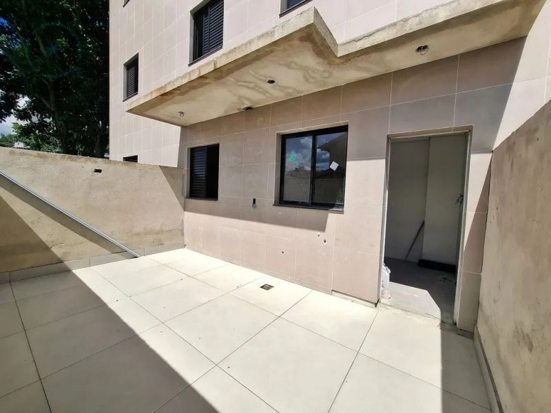 Apartamento com 3 quartos — Planalto, Belo Horizonte