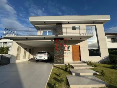 Casa de Condomínio com 4 Quartos à venda, 261m² no Cachoeira do Bom Jesus, Florianópolis