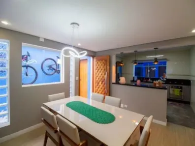 Sobrado com 3 Quartos à venda, 240m² no Parque Colonial, São Paulo