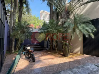 Casa com 6 Quartos para alugar, 1050m² no Vila Nova Conceição, São Paulo