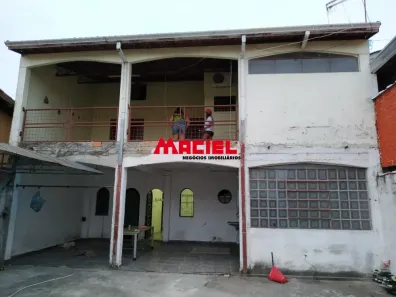 Sobrado com 4 Quartos à venda, 250m² no Residencial União, São José dos Campos