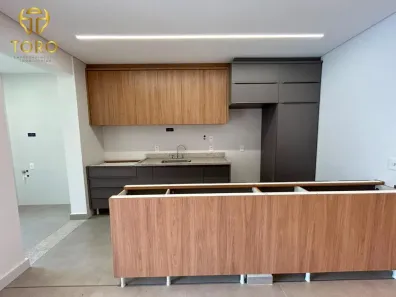 Apartamento com 3 Quartos para alugar, 119m² no Zona 03, Maringá