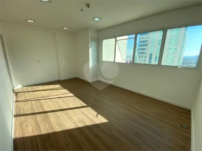 Sala Comercial à venda, 37m² no Centro, São Bernardo do Campo