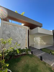 Casa com 4 Quartos à venda, 248m² no Jardim Atlântico, Goiânia