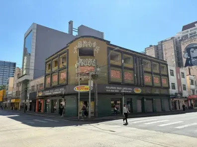 Prédio Comercial à venda, 713m² no Centro, Curitiba