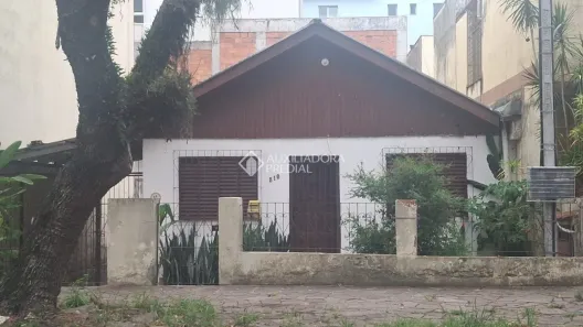 Casa com 3 Quartos à venda, 102m² no Passo da Areia, Porto Alegre