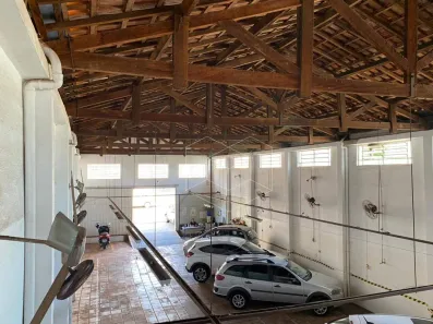 Galpão/Depósito/Armazém à venda, 245m² no Vila Assis, Jaú