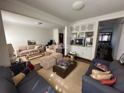 Apartamento com 3 Quartos para alugar, 217m² no Fabrício, Uberaba