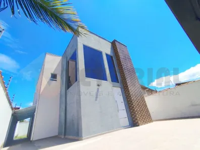 Sobrado com 3 Quartos à venda, 185m² no Praia das Palmeiras, Caraguatatuba