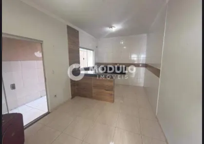 Casa com 3 Quartos à venda, 190m² no Novo Mundo, Uberlândia