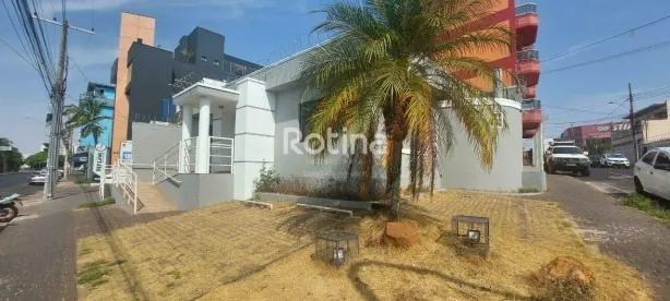 Ponto Comercial para alugar, 120m² no Centro, Uberlândia