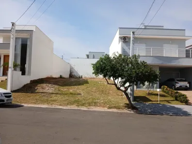 Lote/Terreno à venda, 300m² no Wanel Ville, Sorocaba