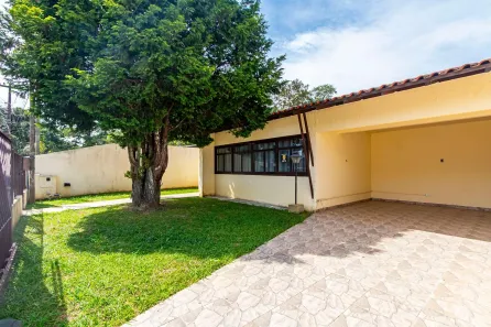 Casa com 3 Quartos à venda, 220m² no Campo Comprido, Curitiba