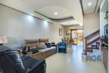 Casa com 3 Quartos à venda, 187m² no Cavalhada, Porto Alegre
