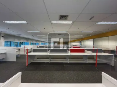Sala Comercial para alugar, 647m² no Vila Gertrudes, São Paulo