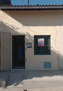Casa com 2 Quartos para alugar, 100m² no Quintino Cunha, Fortaleza