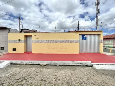 Casa com 2 Quartos para alugar, 110m² no Potengi, Natal