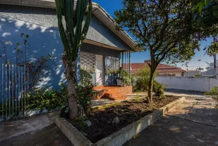 Lote/Terreno à venda, 748m² no Boqueirão, Curitiba