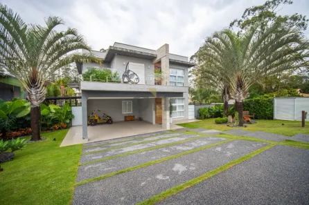 Casa de Condomínio com 4 Quartos à venda, 320m² no Jardim Indaiá, Embu das Artes