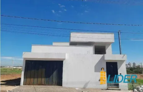 Casa com 3 Quartos à venda, 150m² no Laranjeiras, Uberlândia