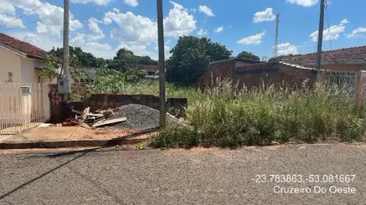 Lote/Terreno à venda, 350m² no , Cruzeiro do Oeste
