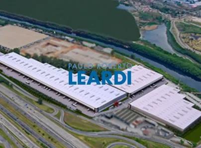 Galpão/Depósito/Armazém para alugar, 2417m² no Jardim Santa Cecília, Barueri