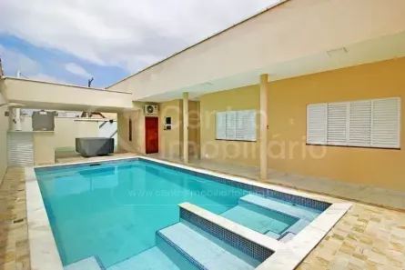 Casa com 4 Quartos à venda, 191m² no Estância Balneária Maria Helena Novaes, Peruíbe