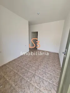 Casa com 3 Quartos para alugar, 60m² no Jardim das Palmeiras, Uberlândia