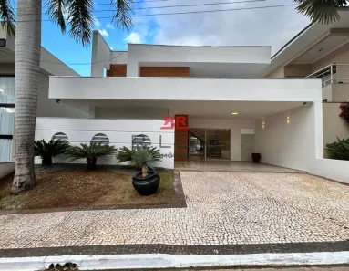 Casa de Condomínio com 3 Quartos para alugar, 289m² no Vila Serrão, Bauru