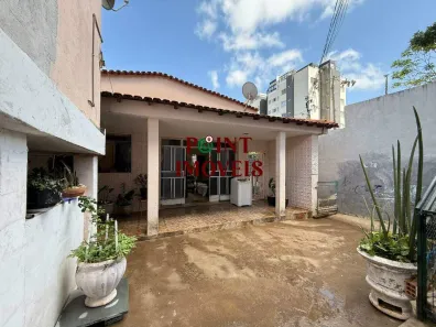 Casa com 3 Quartos à venda, 340m² no Cinquentenário, Belo Horizonte