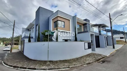 Casa com 3 Quartos à venda, 129m² no Barra do Rio Cerro, Jaraguá do Sul