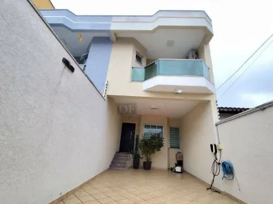 Sobrado com 4 Quartos à venda, 200m² no Penha de França, São Paulo