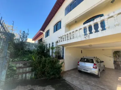 Imóvel Comercial com 3 Quartos para alugar, 301m² no Ipanema, Londrina