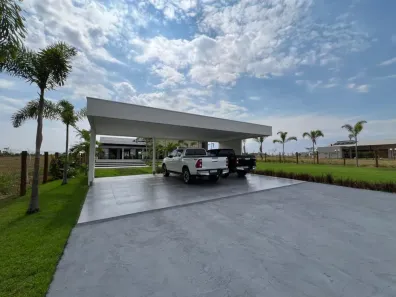 Casa de Condomínio com 4 Quartos à venda, 377m² no , Guapó