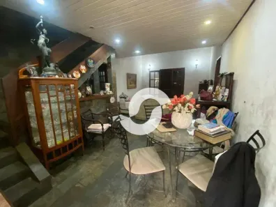 Casa de Condomínio com 5 Quartos à venda, 180m² no Piratininga, Niterói