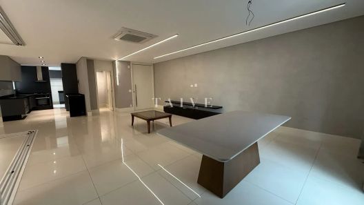 Apartamento com 3 Quartos à venda, 214m² no Gleba Fazenda Palhano, Londrina