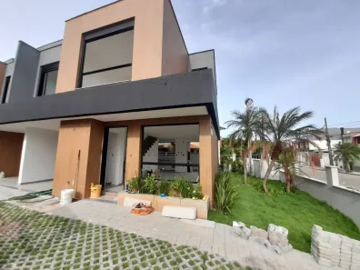 Casa com 3 Quartos à venda, 123m² no Campeche, Florianópolis