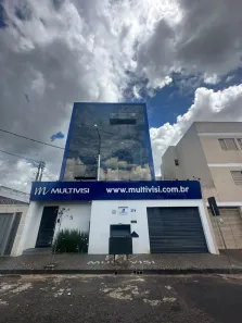 Prédio Comercial para alugar, 1100m² no Nossa Senhora Aparecida, Uberlândia