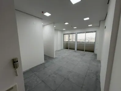 Sala Comercial para alugar, 36m² no Baeta Neves, São Bernardo do Campo