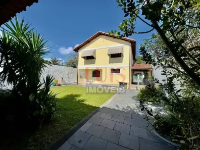 Casa com 3 Quartos à venda, 190m² no Itaipu, Niterói