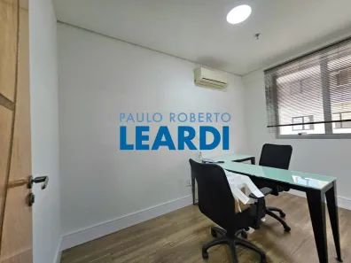 Sala Comercial à venda, 151m² no Indianópolis, São Paulo